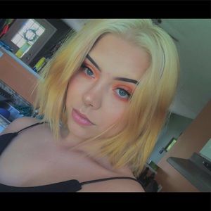 Meet your Posher, Kaelyn